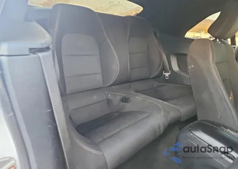 2015 Ford Mustang z USA, uszkodzony, nr VIN 1FATP8EM9F5386793